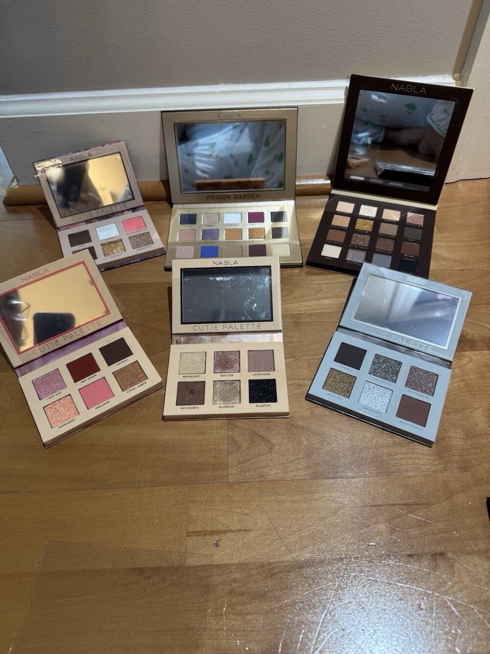 Nabla Eyeshadow Palette - Bundle